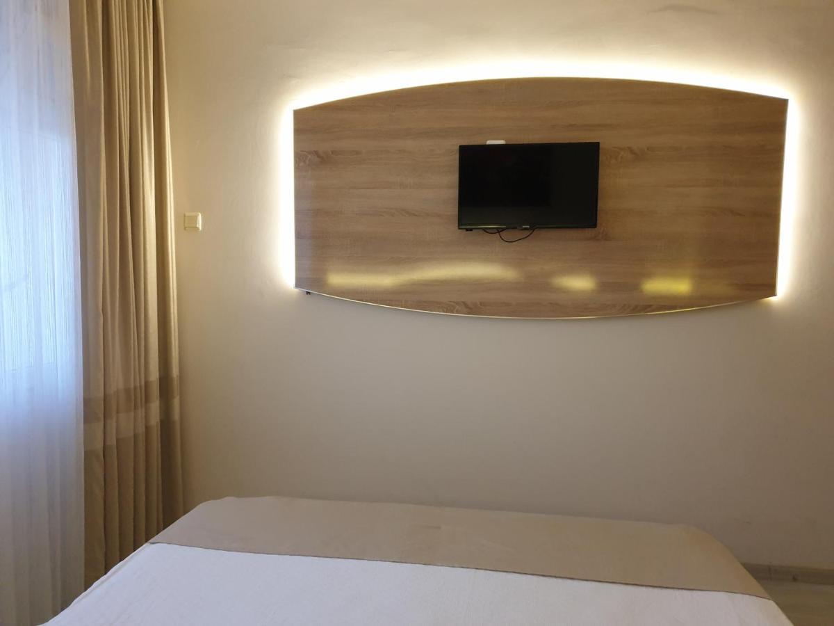 Kent Hotel Дидим Экстерьер фото